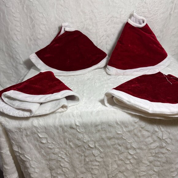 Mini Red & White Velvet Christmas Tree Skirt With Hook & Loop Closure - Picture 7 of 7